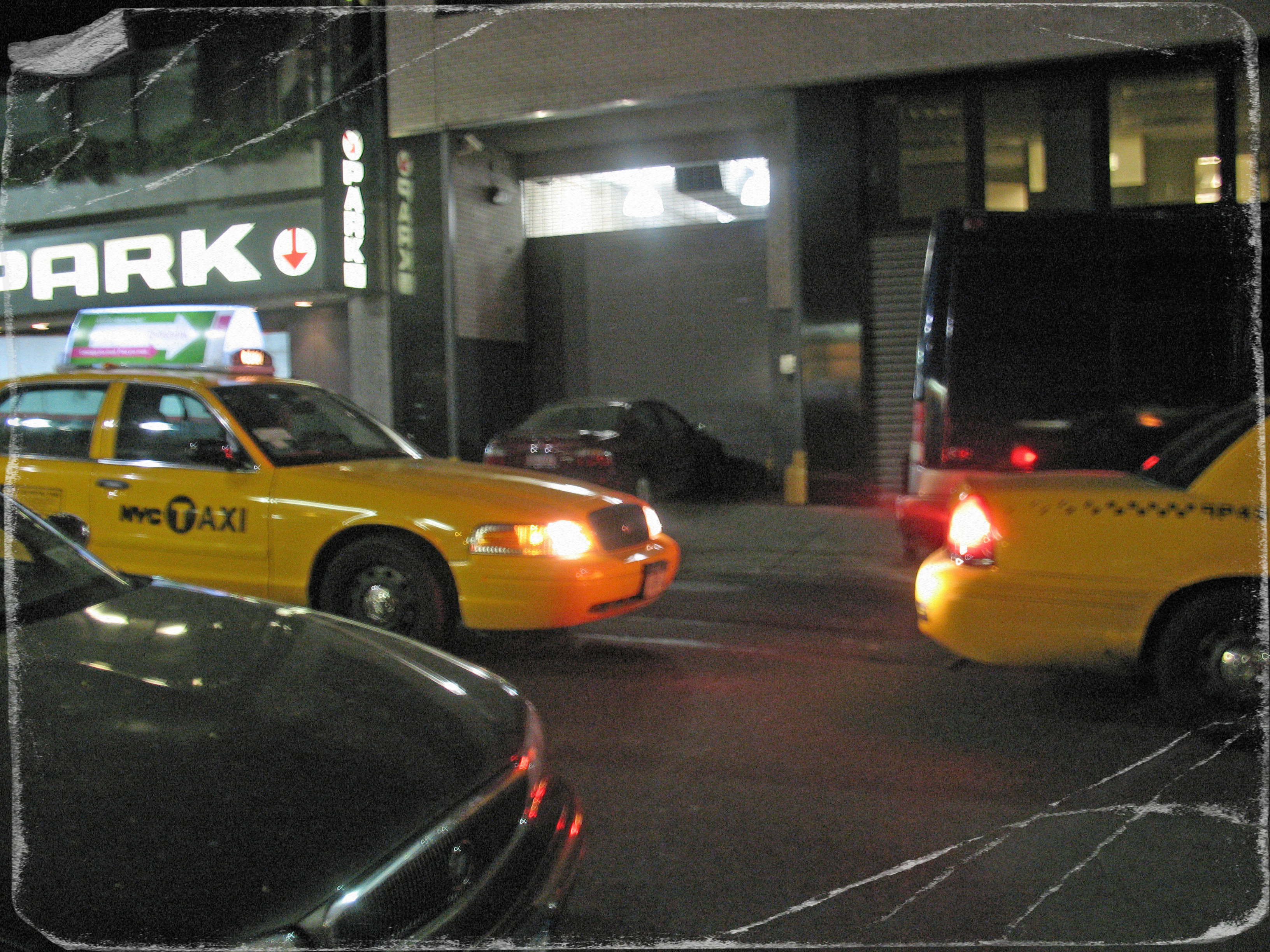 NYC taxis_edited-1